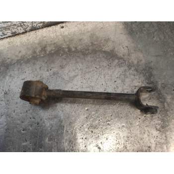 BRAZO SUSPENSION SUPERIOR TRASERO IZQUIERDO 