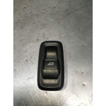 MANDO ELEVALUNAS DELANTERO DERECHO 8A6T14529AB 3P 2008