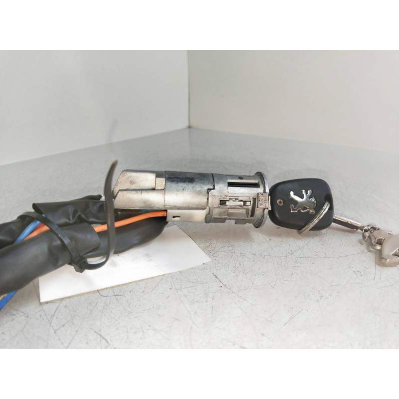 Recambio de conmutador de arranque para peugeot 206+ básico referencia OEM IAM  14HDI 2009