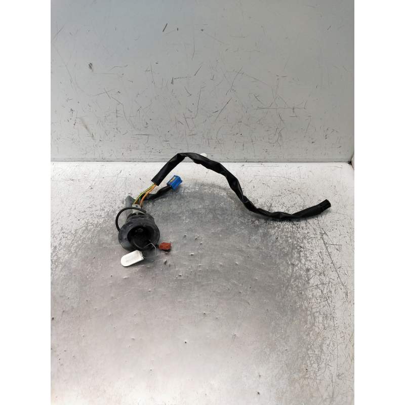 Recambio de conmutador de arranque para peugeot 206 berlina referencia OEM IAM  16HDI 2003