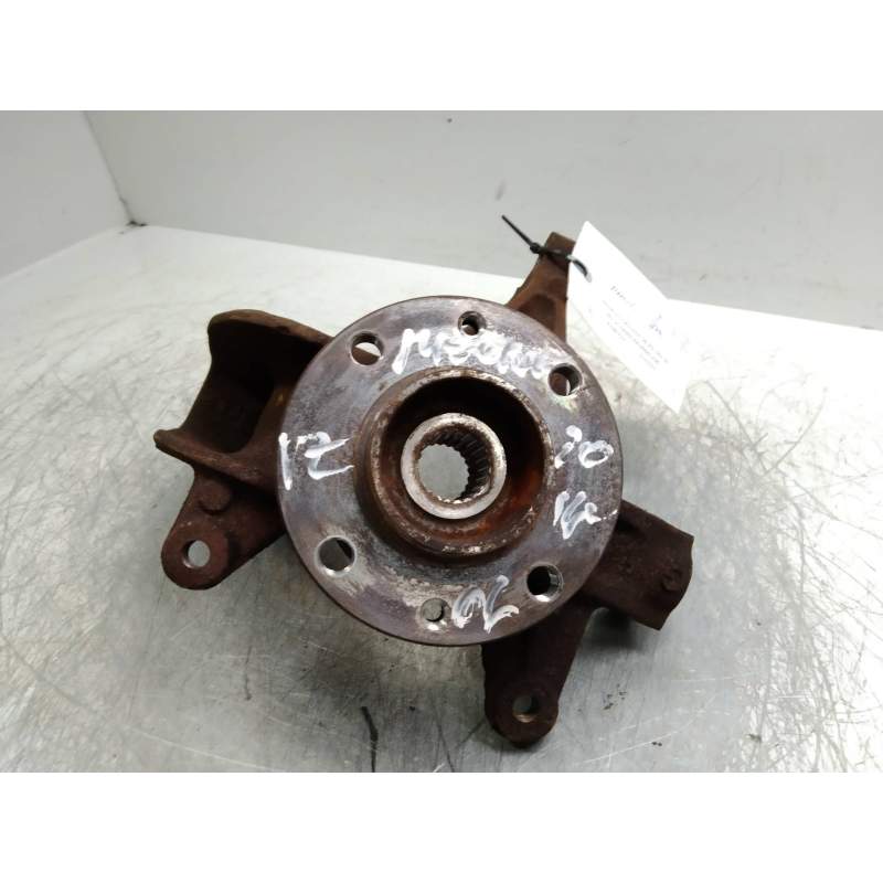 Recambio de mangueta delantera izquierda para renault megane ii berlina 5p 2.0 referencia OEM IAM  20G 2006