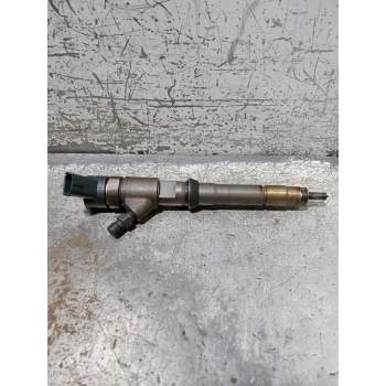 INYECTOR 0445110418 504389548 BOSCH