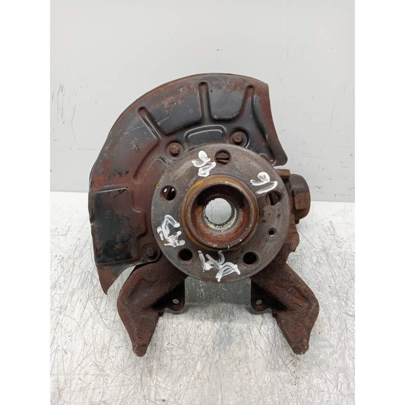 Recambio de mangueta delantera derecha para audi a3 (8l) 1.6 ambiente referencia OEM IAM  16G 1996