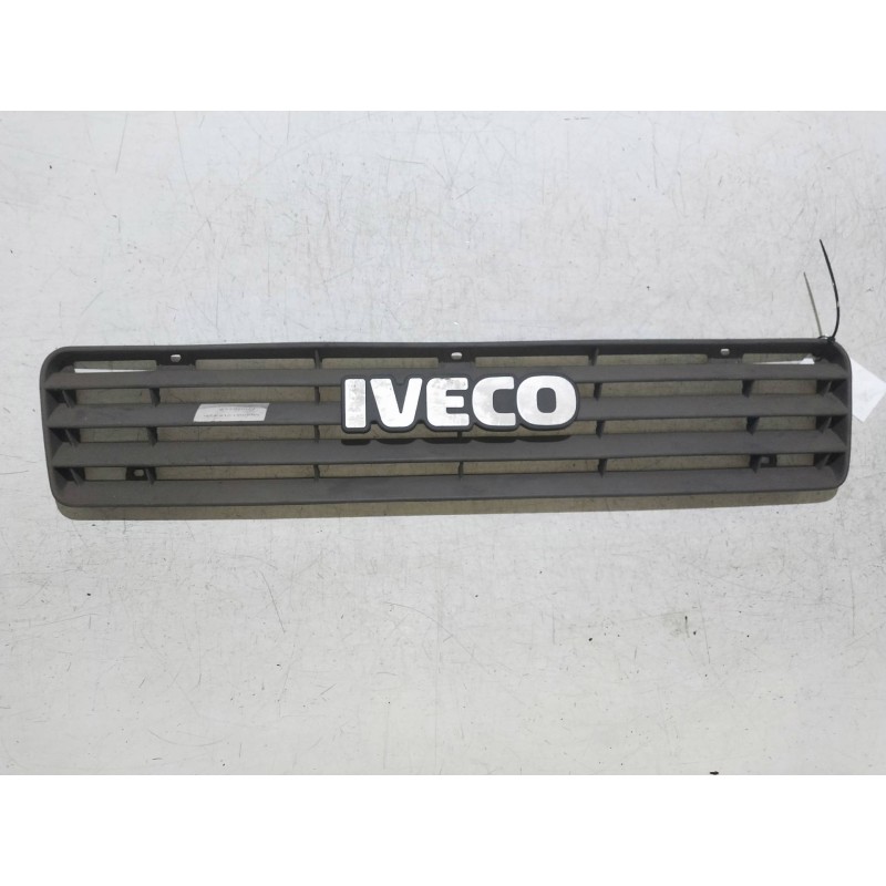 Recambio de rejilla delantera para iveco daily caja cerrada (1989 =>) 2.5 diesel referencia OEM IAM   