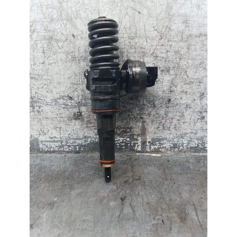 Recambio de inyector para volkswagen golf iv variant (1j5) 1.9 tdi referencia OEM IAM 038130073AL 0414720039008 BOSCH
