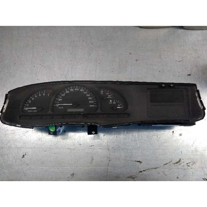 Recambio de cuadro instrumentos para opel vectra b berlina 1.8 16v cat referencia OEM IAM 110008911003 09134517LB 