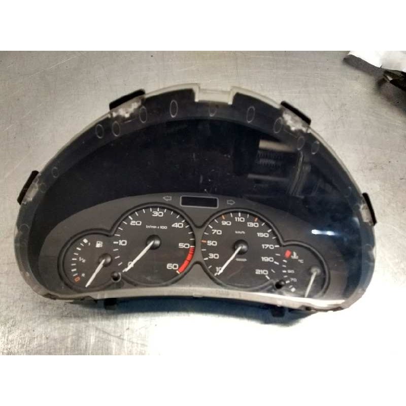 Recambio de cuadro instrumentos para peugeot 206 berlina xt referencia OEM IAM 9645096080  