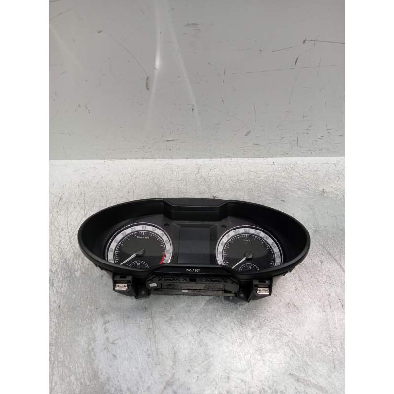 Recambio de cuadro instrumentos para skoda octavia iii (5e3, nl3, nr3) 2.0 tdi referencia OEM IAM 5e0920741d  