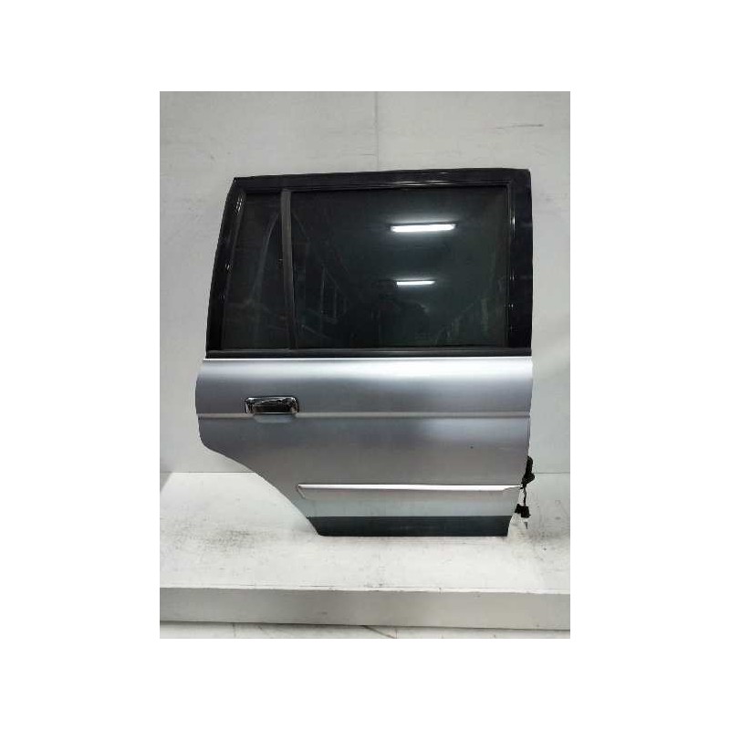 Recambio de puerta trasera derecha para mitsubishi montero sport (k90) 2.5 td cat referencia OEM IAM   