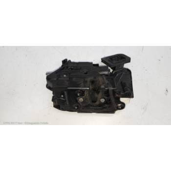 MOTOR CIERRE CENTRALIZADO DELANTERO DERECHO 5K1837016B 3P