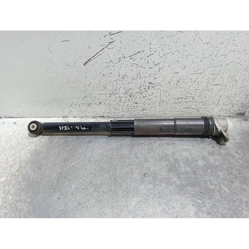 Recambio de amortiguador trasero izquierdo para seat leon (5f1) style referencia OEM IAM 801401000300 5Q0512013ES 814901003533. 