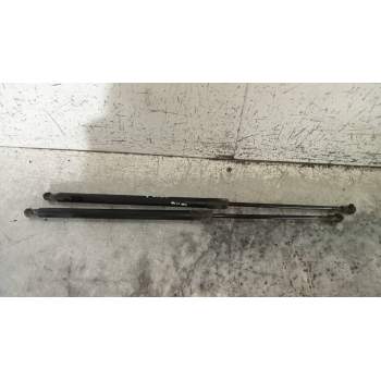AMORTIGUADORES MALETERO / PORTON 90451JG400 