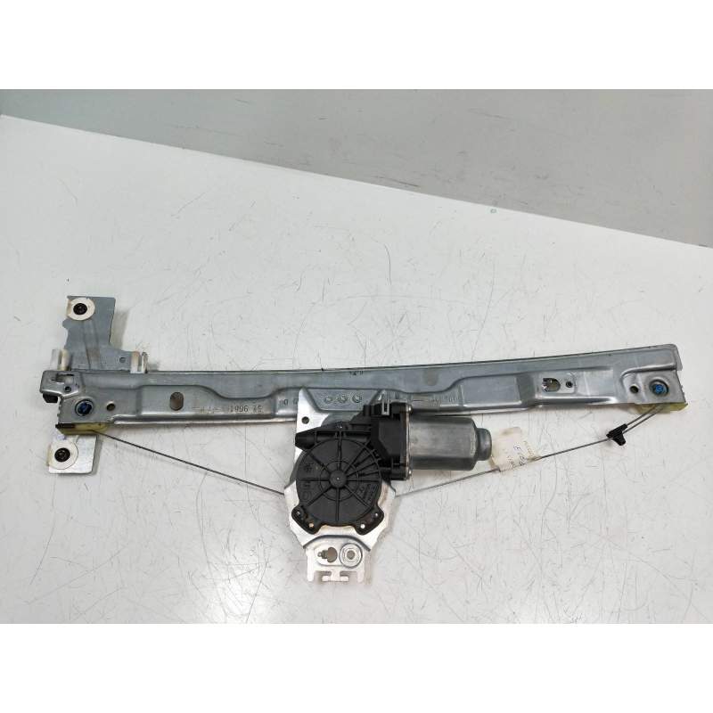 Recambio de elevalunas delantero derecho para peugeot 207 1.6 16v hdi fap referencia OEM IAM 400912C 5P 2006