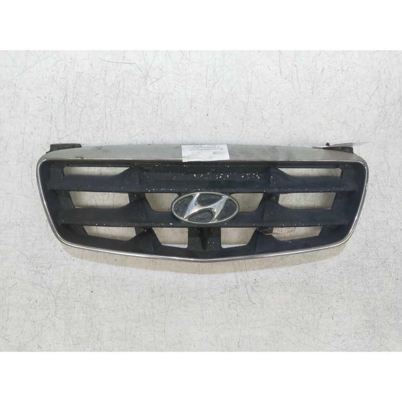 Recambio de rejilla delantera para hyundai elantra (xd) 2.0 crdi cat referencia OEM IAM   