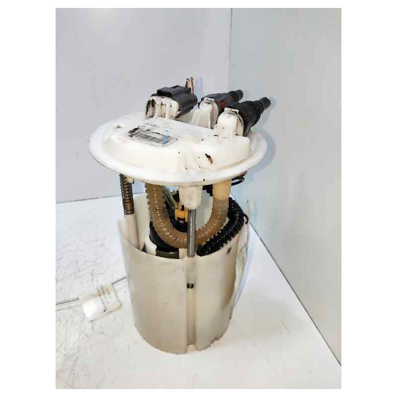 Recambio de bomba combustible para renault megane iii berlina 5 p bose edition referencia OEM IAM 0580203120 172026141 2012