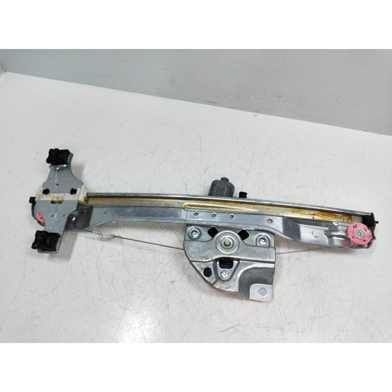 Recambio de elevalunas delantero izquierdo para peugeot 208 1.4 hdi fap referencia OEM IAM 9674254480 5P 2012