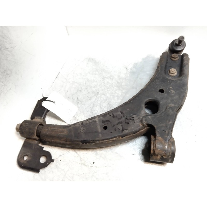 Recambio de brazo suspension inferior delantero izquierdo para kia shuma ii 1.6 cat referencia OEM IAM   