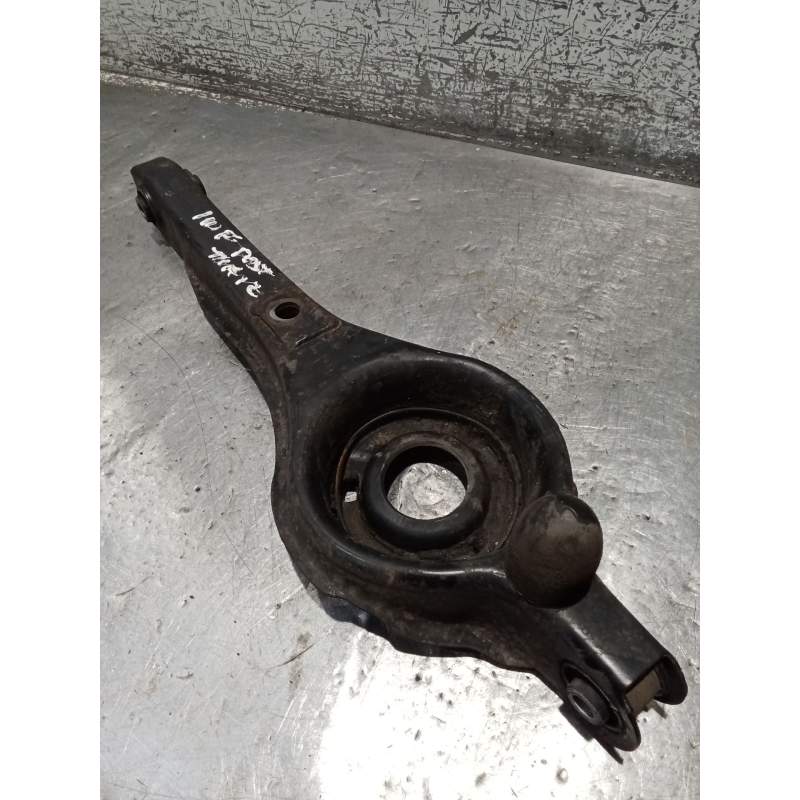 Recambio de brazo suspension inferior trasero izquierdo para ford focus c-max (dm2) 1.8 tdci referencia OEM IAM POSTERIOR 18TDCI