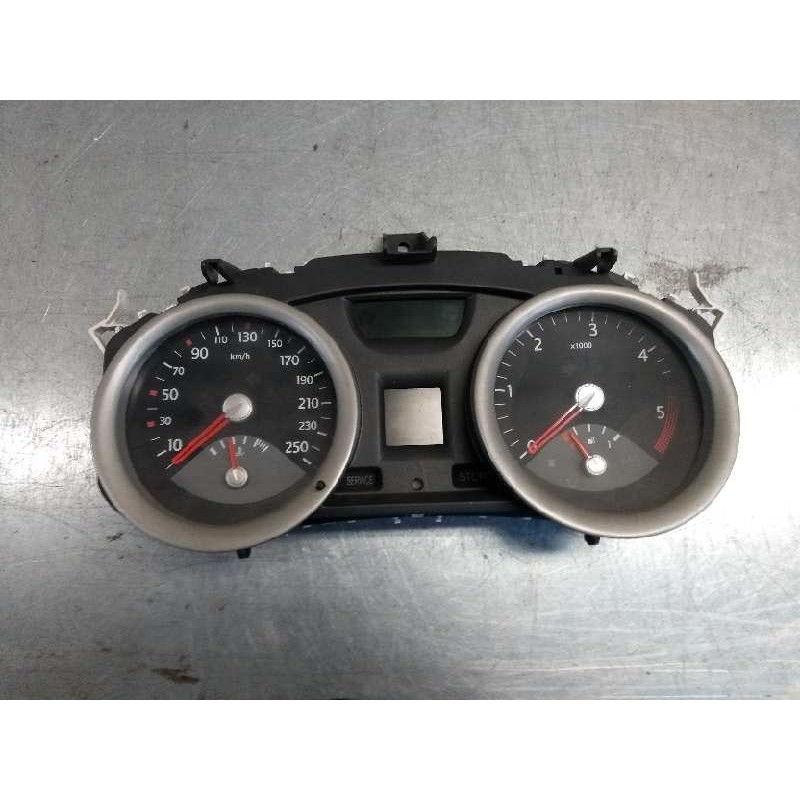 Recambio de cuadro instrumentos para renault megane ii classic berlina 1.9 dci diesel referencia OEM IAM 8200399700D  