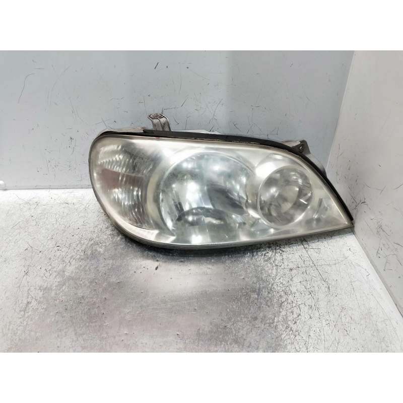 Recambio de faro derecho para kia carnival ii 2.9 cdri ex referencia OEM IAM   2001