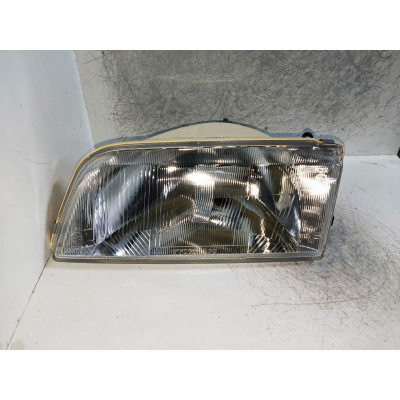Recambio de faro izquierdo para citroën zx referencia OEM IAM   
