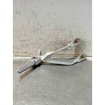 ESTRIBO ADC30145 TRASERO DERECHO