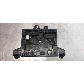 CAJA RELES / FUSIBLES 365927271 1110302AA 13449200