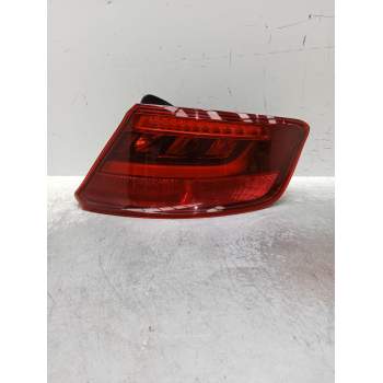 PILOTO TRASERO DERECHO 8V4945096D 81100202504 8V4945096D 2012
