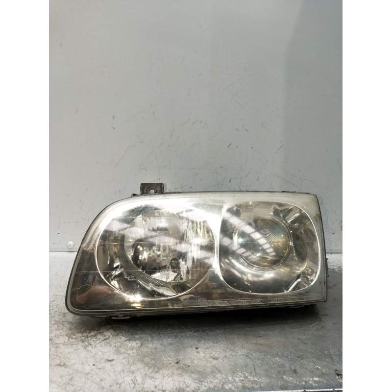 Recambio de faro izquierdo para hyundai trajet (fo) 2.0 crdi referencia OEM IAM   