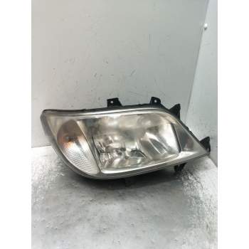 FARO DERECHO A9018202761 2000