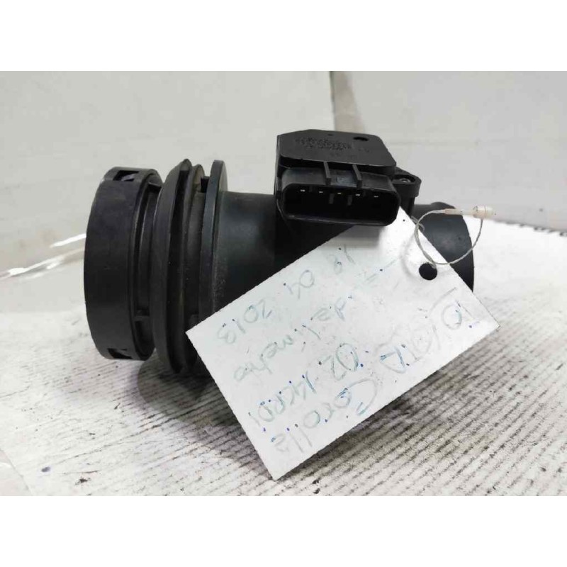 Recambio de caudalimetro para toyota corolla (e12) 1.4 turbodiesel cat referencia OEM IAM 1974002260H 2220433010 DENSO