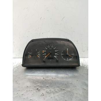CUADRO INSTRUMENTOS 110008850019 MB0005428401 1996