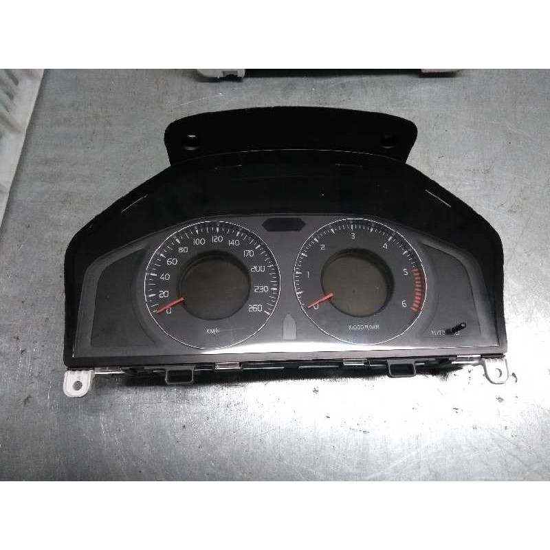 Recambio de cuadro instrumentos para volvo xc70 referencia OEM IAM 31254535AA 69199660OU 