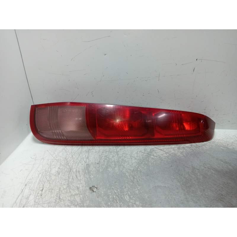 Recambio de piloto trasero derecho para nissan x-trail (t30) comfort referencia OEM IAM   