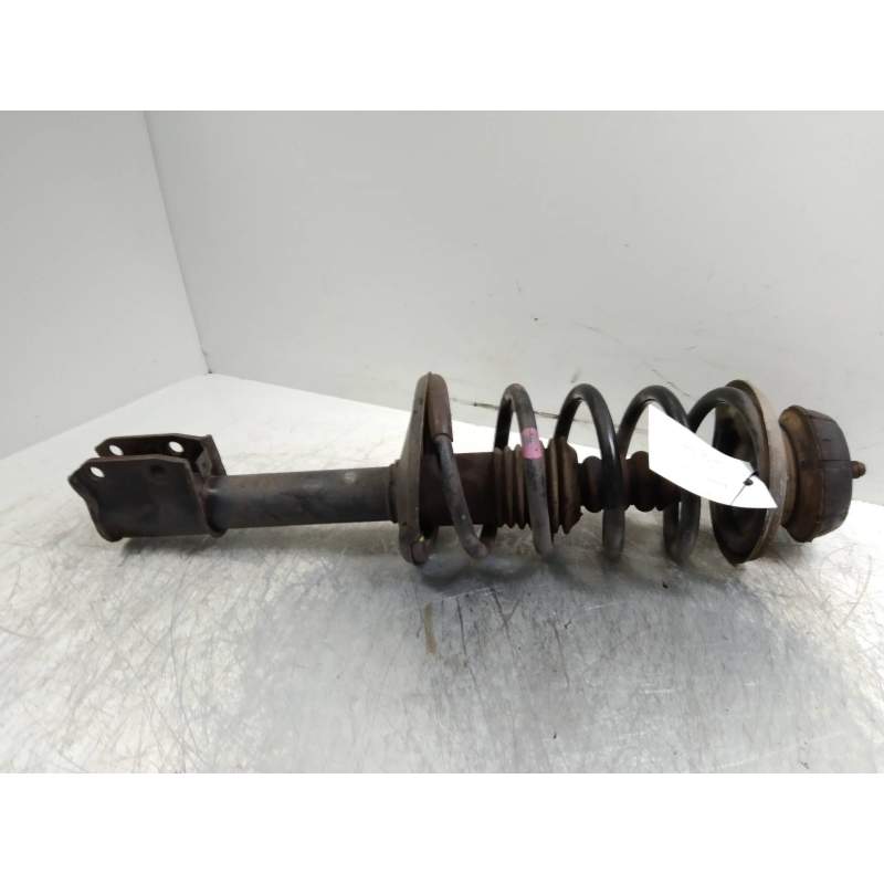 Recambio de amortiguador delantero izquierdo para dacia sandero stepway referencia OEM IAM  15DCI 2008