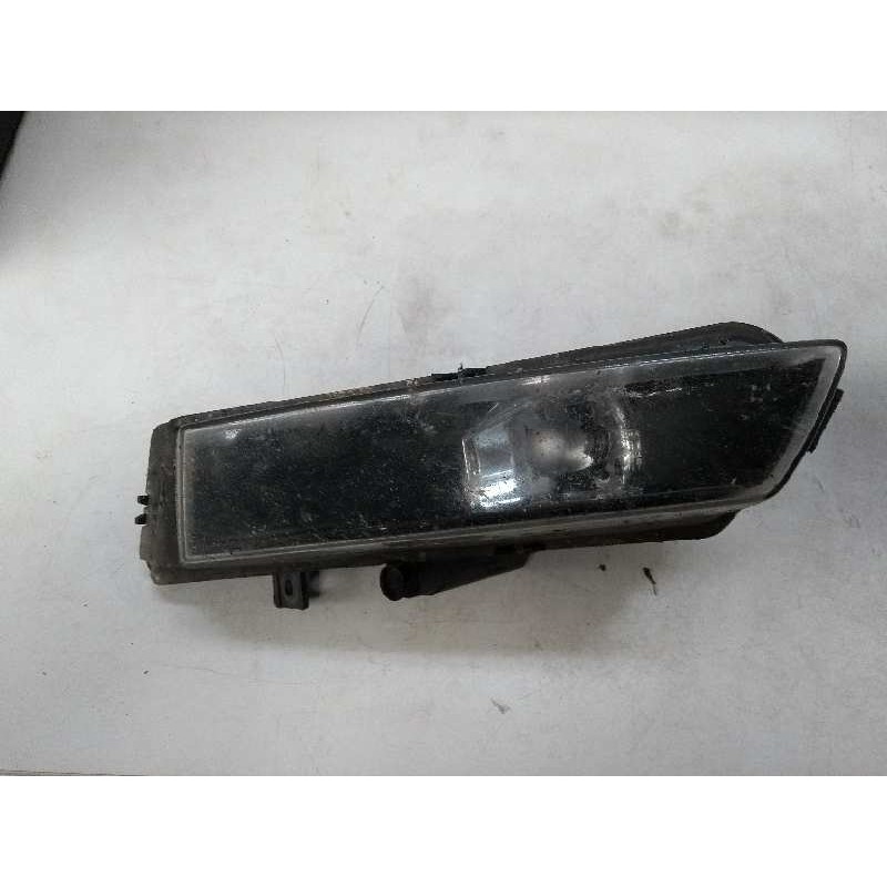 Recambio de faro antiniebla izquierdo para bmw serie 1 berlina (e81/e87) 116d referencia OEM IAM   