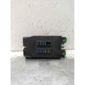 CAJA RELES / FUSIBLES 0005400650 1996