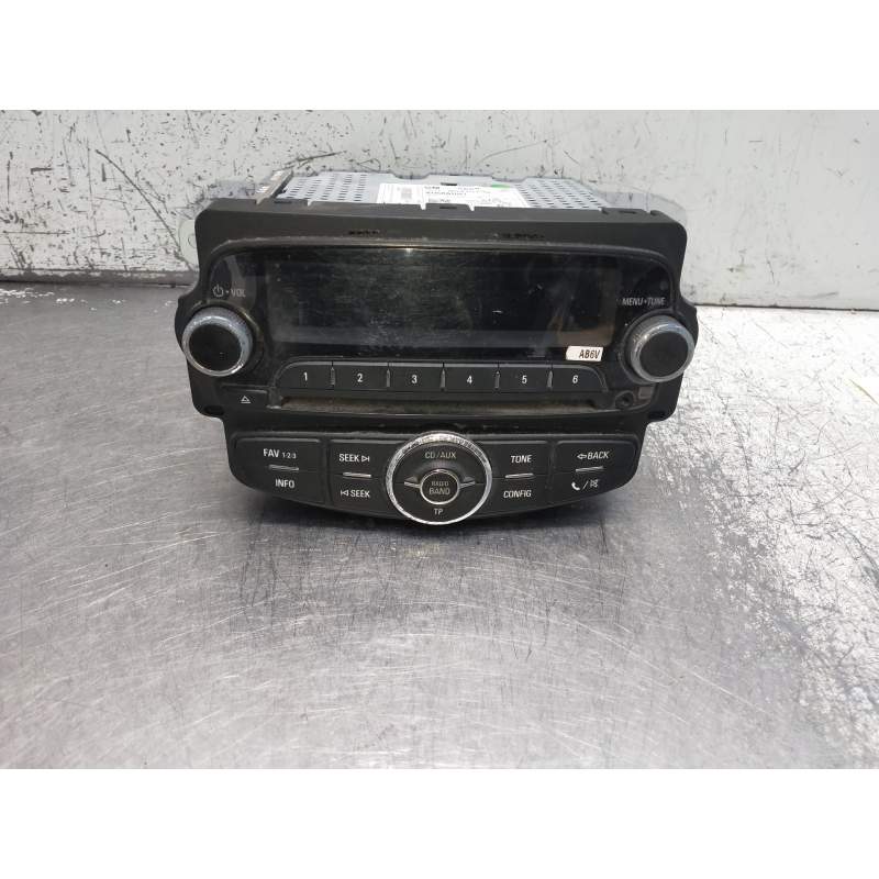 Recambio de sistema audio / radio cd para chevrolet aveo berlina hatchback ls referencia OEM IAM 95315735 7310500000000 55779943