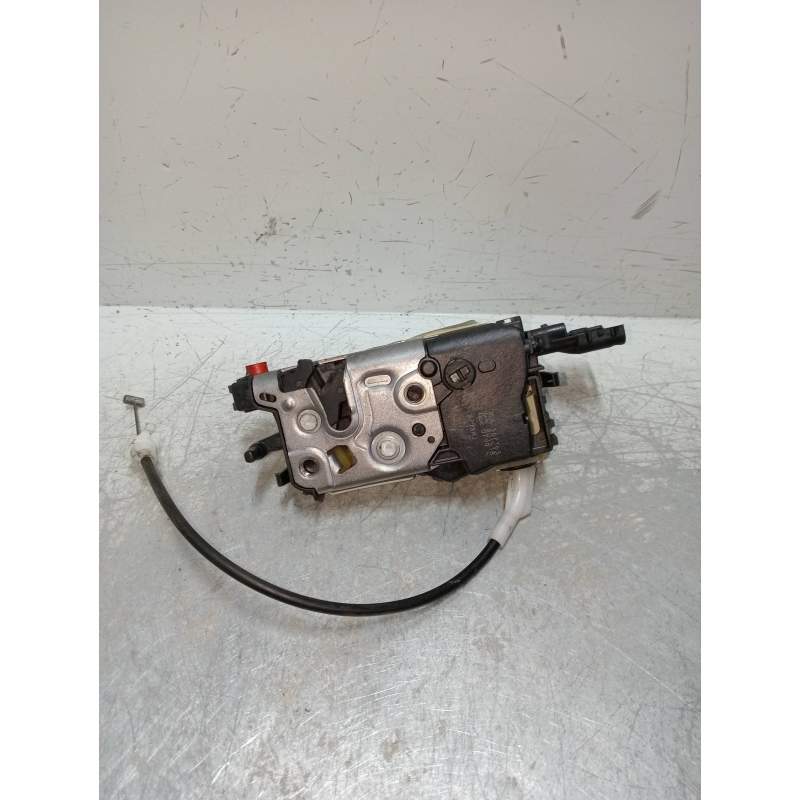 Recambio de motor cierre centralizado trasero izquierdo para peugeot 308 sw confort referencia OEM IAM   2007