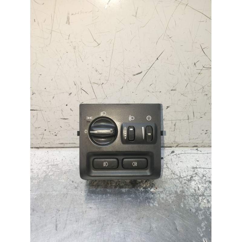 Recambio de mando luces para volvo s40 i (644) 1.9 di referencia OEM IAM 30613945 INTERRUPTOR 2000