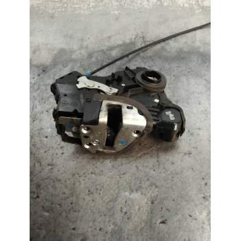 MOTOR CIERRE CENTRALIZADO DELANTERO DERECHO 5P 2006