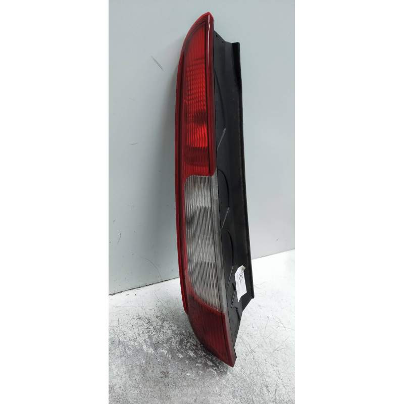 Recambio de piloto trasero izquierdo para ford focus c-max (cap) ambiente (d) referencia OEM IAM   2003