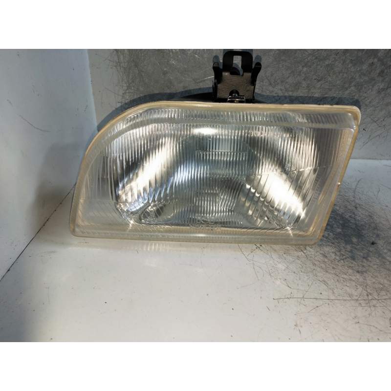 Recambio de faro izquierdo para ford fiesta berl./courier referencia OEM IAM   