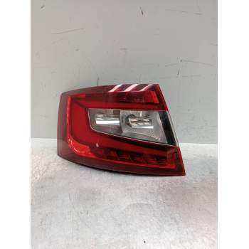 PILOTO TRASERO IZQUIERDO 5e5945207 2sk01288101 LED