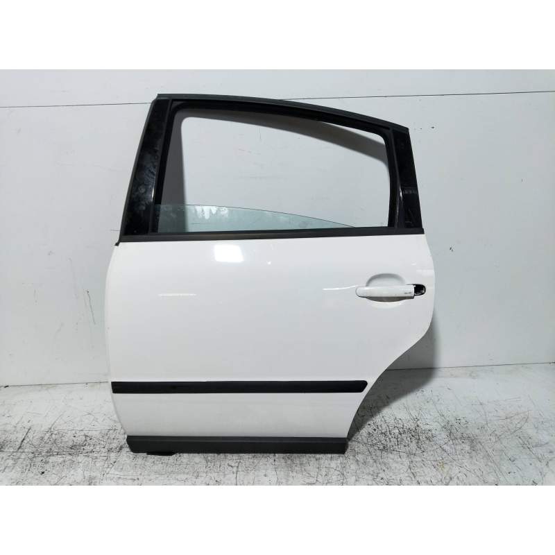 Recambio de puerta trasera izquierda para volkswagen passat berlina (3b2) básico referencia OEM IAM  4P 1997