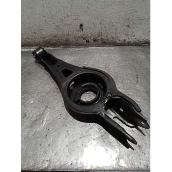 BRAZO SUSPENSION INFERIOR TRASERO DERECHO 17CRDI 2015