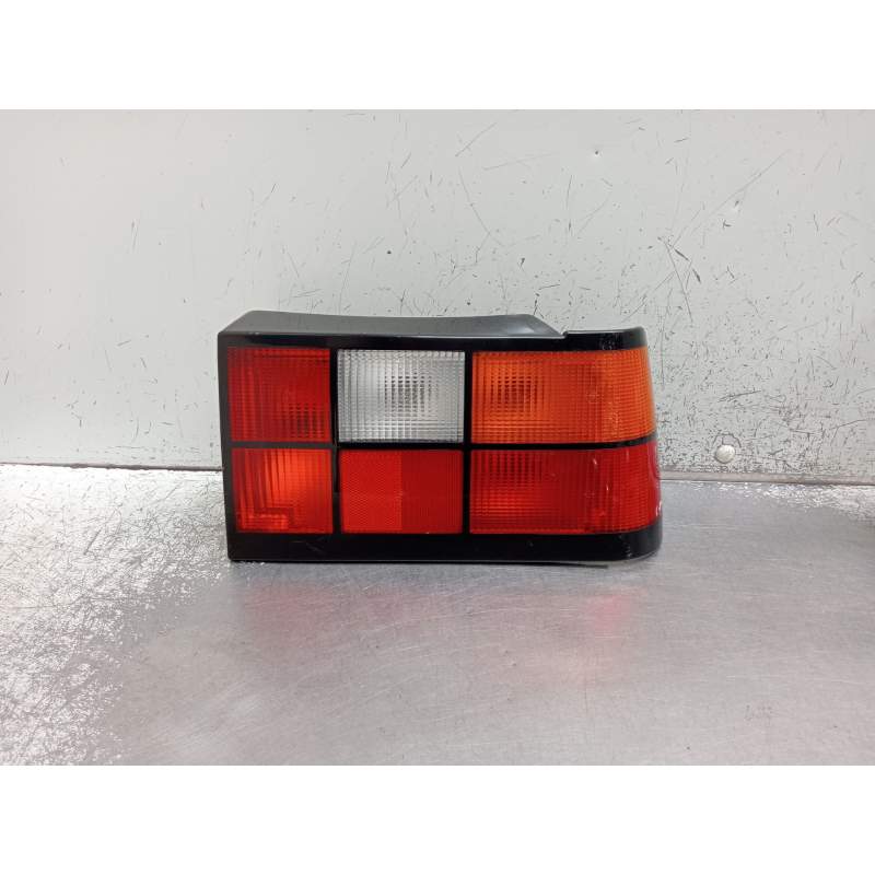 Recambio de piloto trasero derecho para volvo 460 (464) 1.8 referencia OEM IAM   