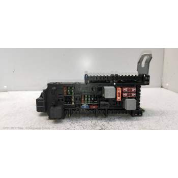 CAJA RELES / FUSIBLES 2129003822 A2129015105 A2129026107 5DK01102306 