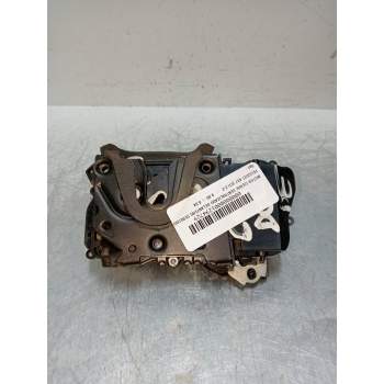 MOTOR CIERRE CENTRALIZADO DELANTERO DERECHO 4P 2000