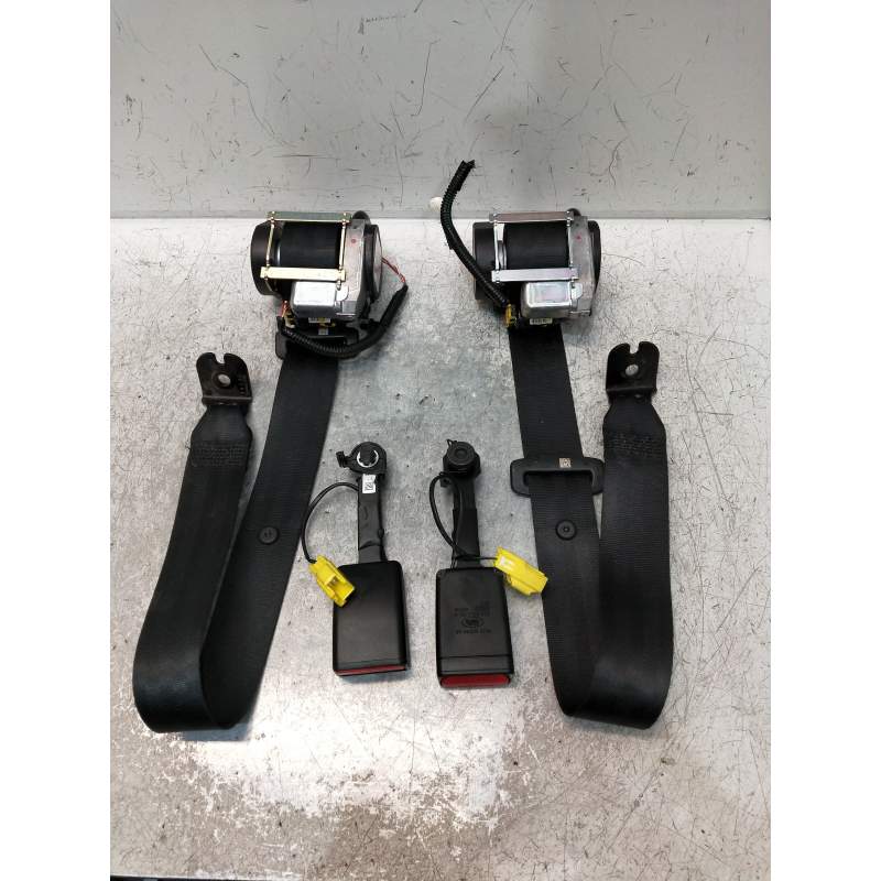 Recambio de juego cinturones trasero para land rover discovery sport s referencia OEM IAM   5P